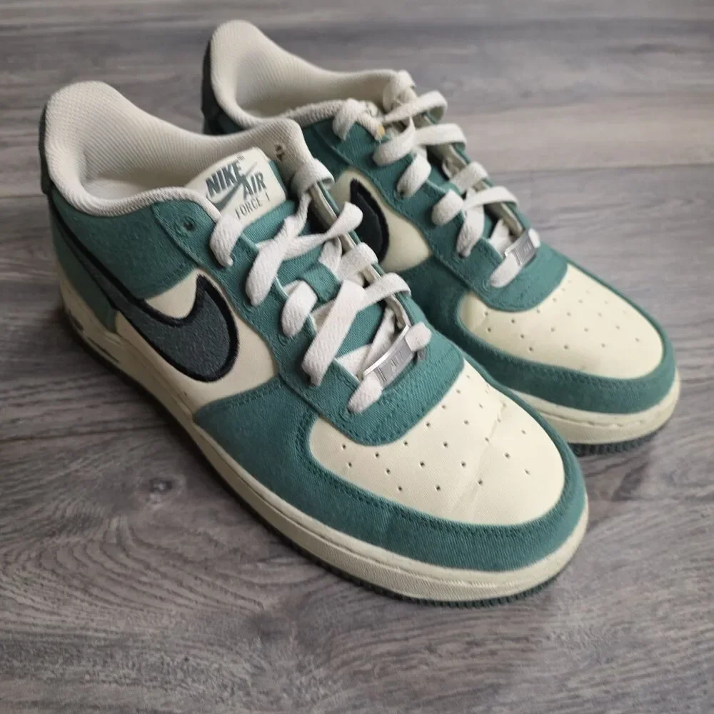 Nike Air Sneakers Youth 7 Green White Air Force 1 Coconut Milk LV8 3 FN4731-100